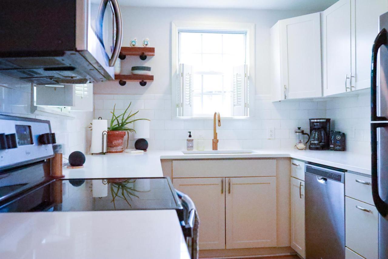 Sleeps 10! Minutes To Parris Island & Downtown Villa Beaufort Bagian luar foto