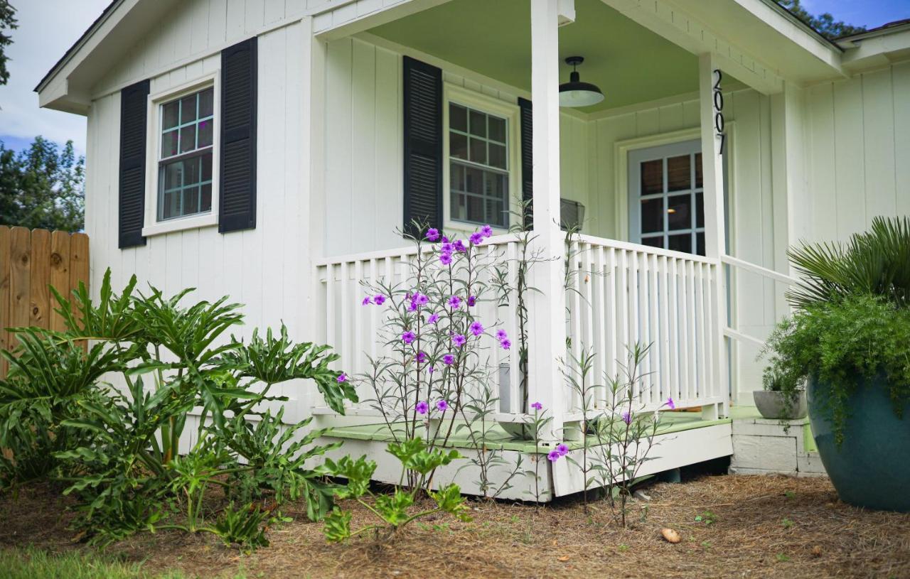 Sleeps 10! Minutes To Parris Island & Downtown Villa Beaufort Bagian luar foto